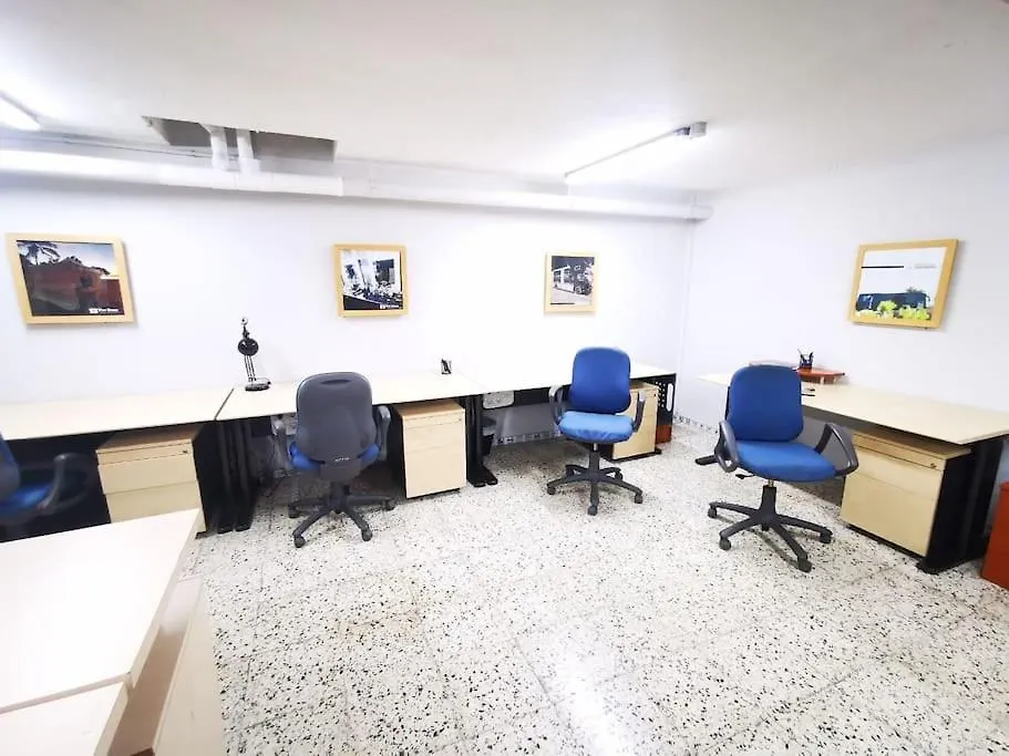 Amplia Casa 5 Habitaciones En Santa Cruz Con Zona Para Trabajar Spanje